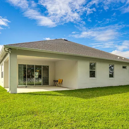 13 Mi To Beach Modern Getaway In Port St Lucie!